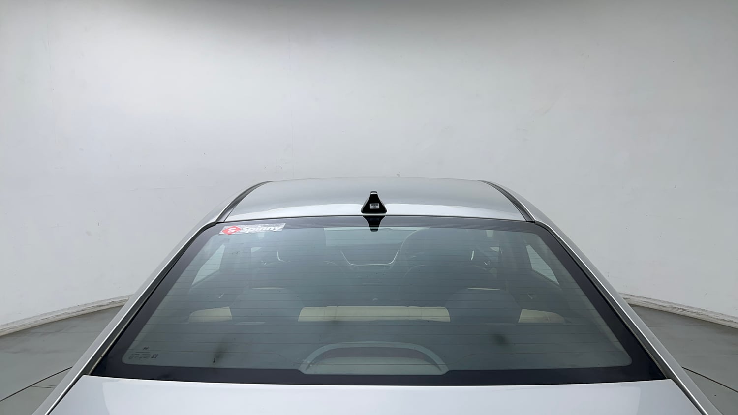 Used 2018 Hyundai Verna SX 1.6 VTVT Petrol Manual exterior BACK WINDSHIELD VIEW
