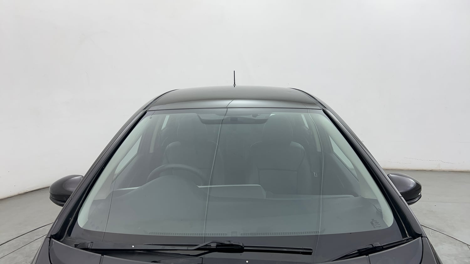 Used 2016 Honda Jazz VX Petrol Petrol Manual exterior FRONT WINDSHIELD VIEW