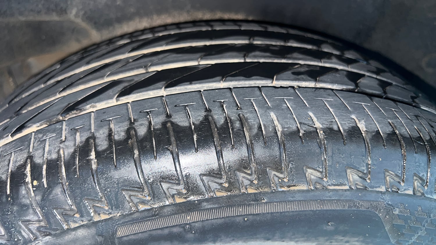 Used 2023 Honda Elevate VX MT Petrol Manual tyres RIGHT REAR TYRE TREAD VIEW