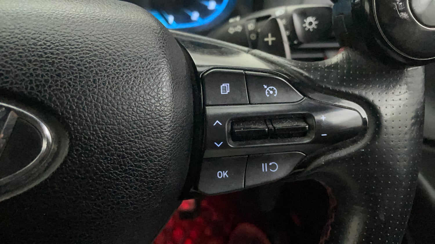 Used 2023 Hyundai i20 N Line N8 1.0 Turbo DCT Petrol Automatic top_features Cruise control