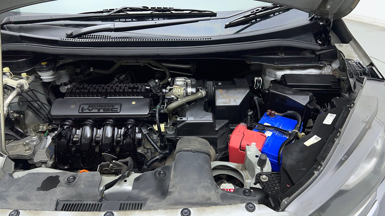 Used 2022 Honda WR-V VX MT Petrol Petrol Manual engine ENGINE LEFT SIDE VIEW