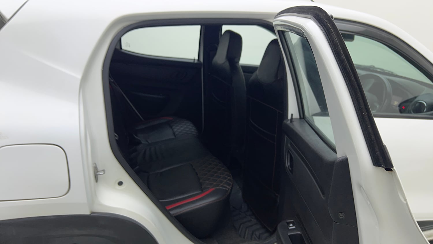 Used 2022 Renault Kwid RXT 1.0 AMT Petrol Automatic interior RIGHT SIDE REAR DOOR CABIN VIEW
