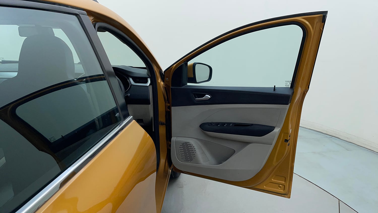 Used 2020 Renault Triber RXZ EASY-R AMT Petrol Automatic interior RIGHT FRONT DOOR OPEN VIEW