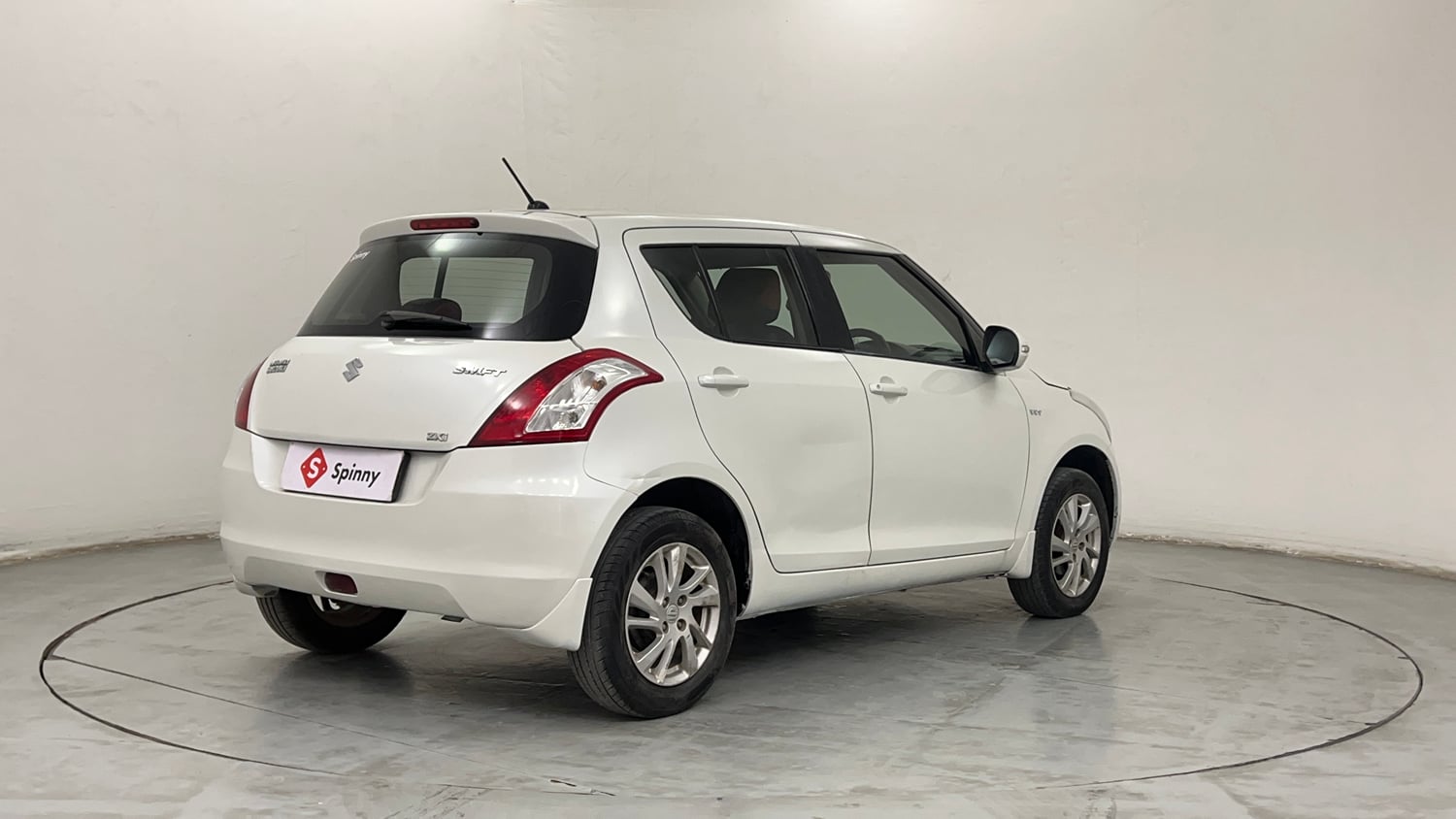 Used 2014 Maruti Suzuki Swift ZXi Petrol Manual exterior RIGHT REAR CORNER VIEW