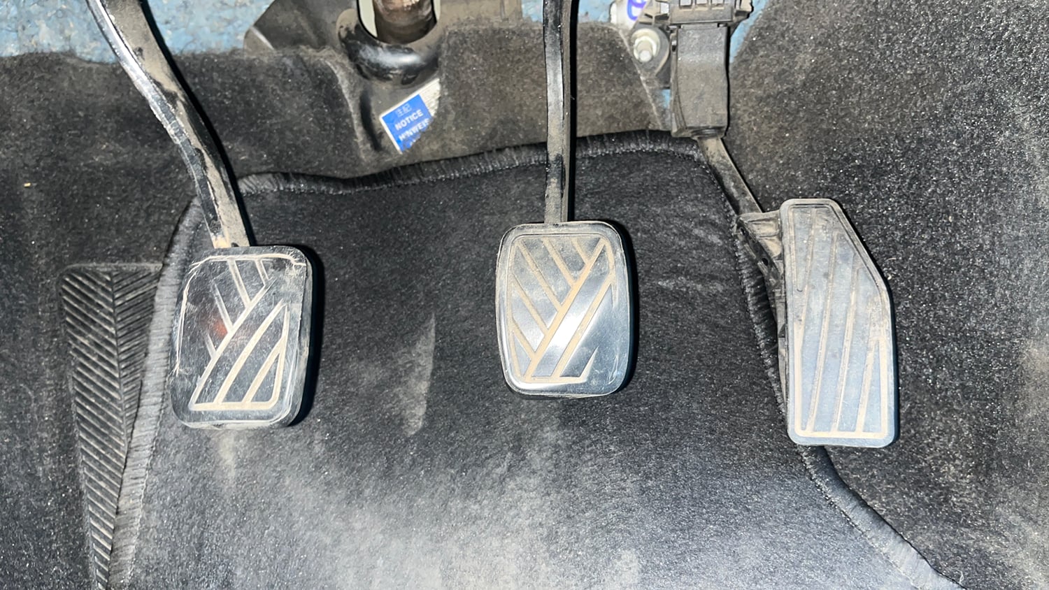 Used 2016 Maruti Suzuki Baleno Alpha 1.2 Petrol Manual interior PEDALS VIEW