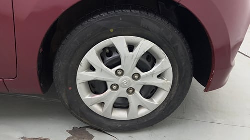 Used 2016 Hyundai Grand i10 Magna 1.2 Kappa VTVT Petrol Manual tyres RIGHT FRONT TYRE RIM VIEW