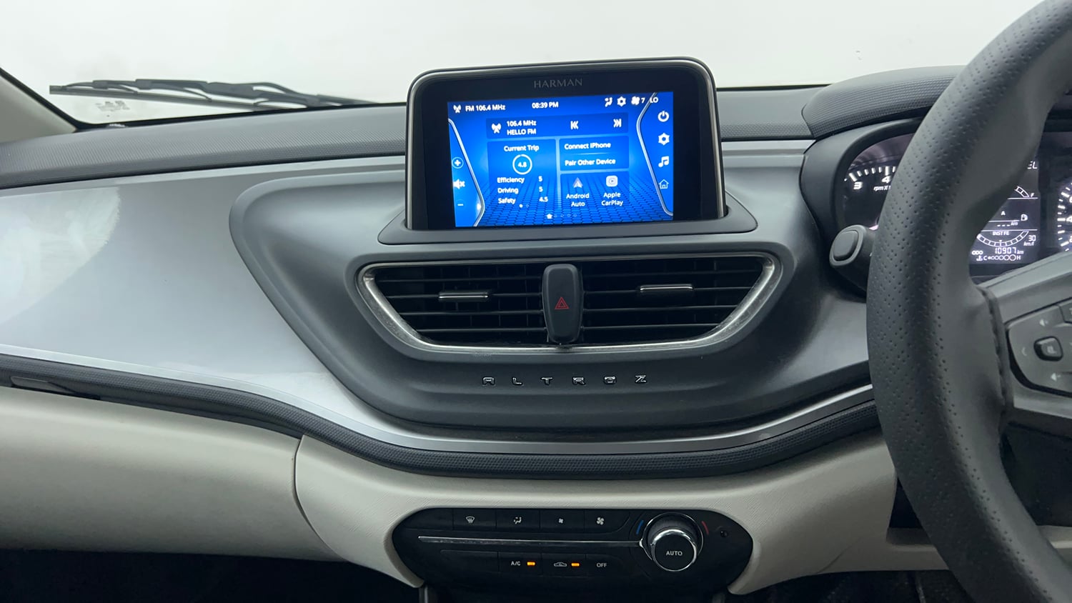 Used 2024 Tata Altroz XTA Petrol Petrol Automatic interior MUSIC SYSTEM & AC CONTROL VIEW