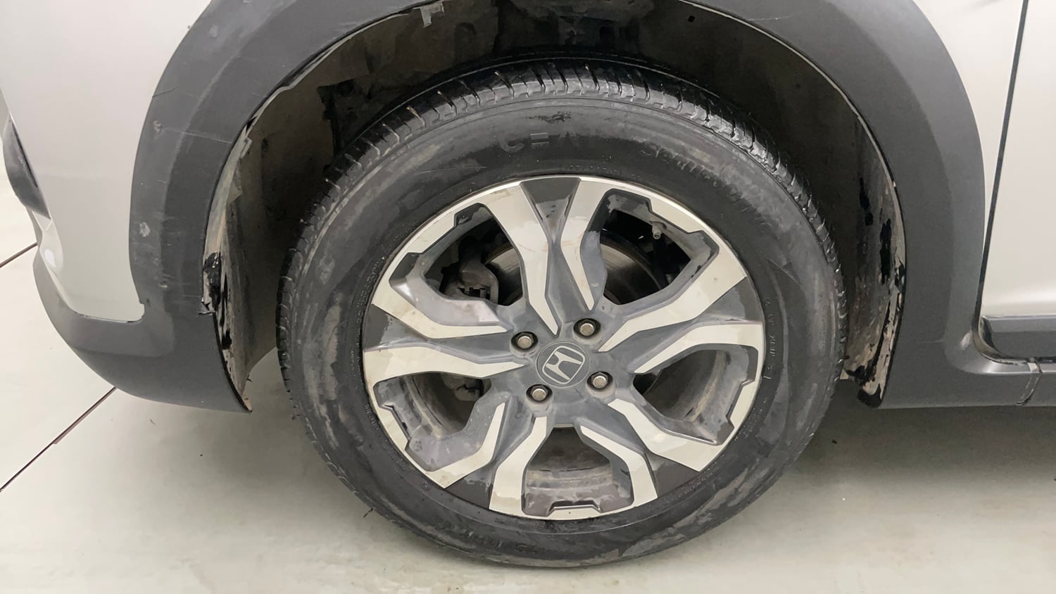 Used 2017 Honda WR-V VX MT Diesel Diesel Manual tyres LEFT FRONT TYRE RIM VIEW
