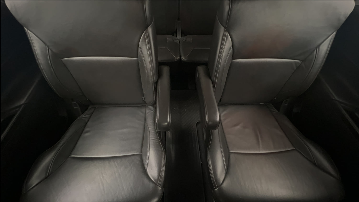 Used 2020 Maruti Suzuki XL6 Alpha AT Petrol Petrol Automatic interior REAR SEAT CONDITION VIEW