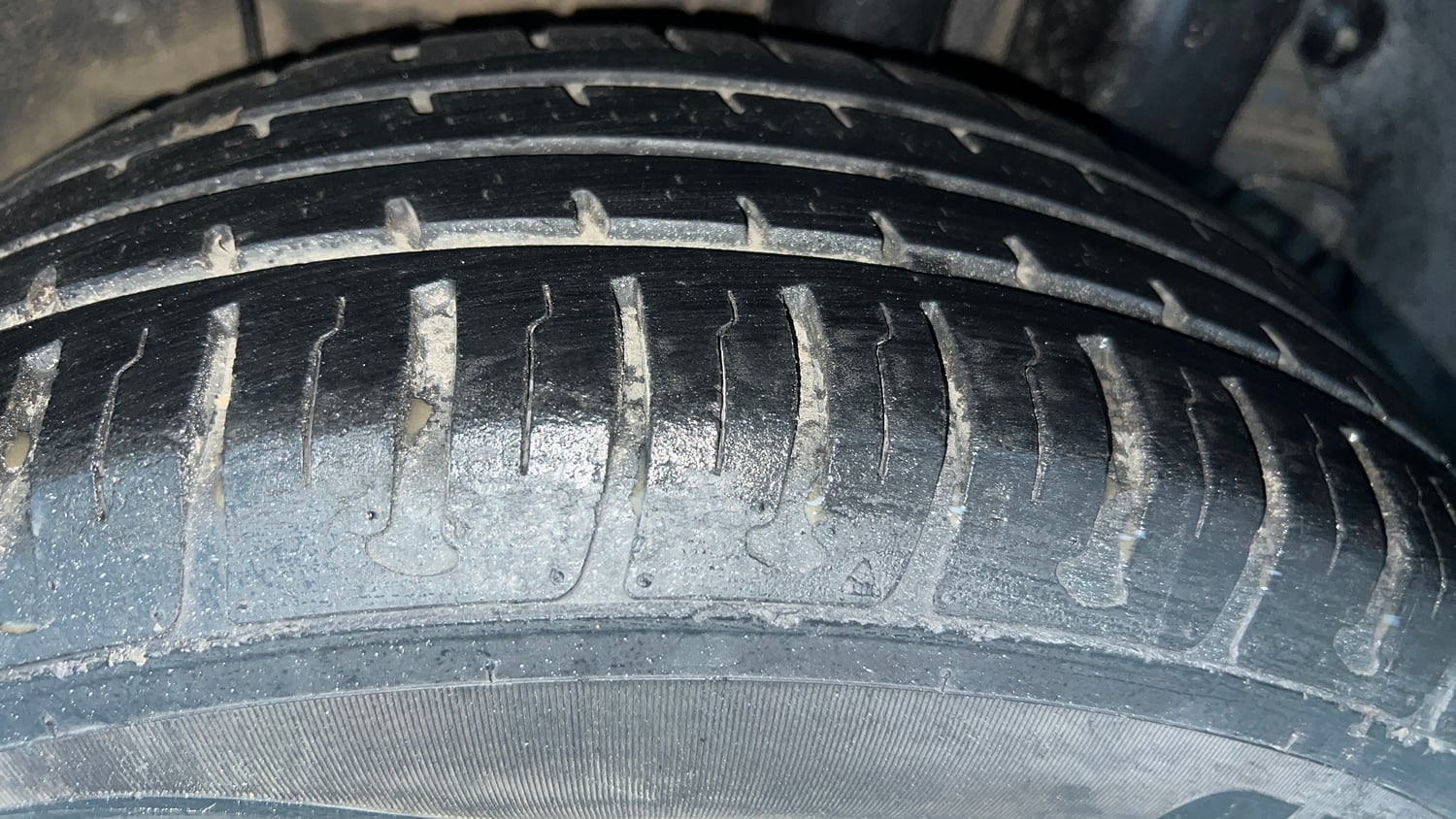 Used 2017 Hyundai Elite i20 Sportz 1.2 Petrol Manual tyres LEFT REAR TYRE TREAD VIEW