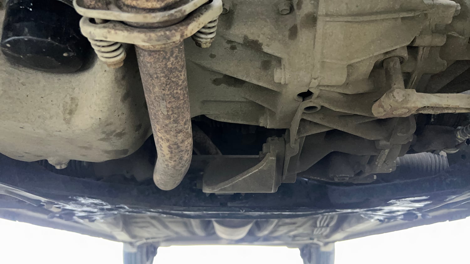 Used 2019 Maruti Suzuki Wagon R ZXi 1.2 Petrol Manual extra FRONT LEFT UNDERBODY VIEW