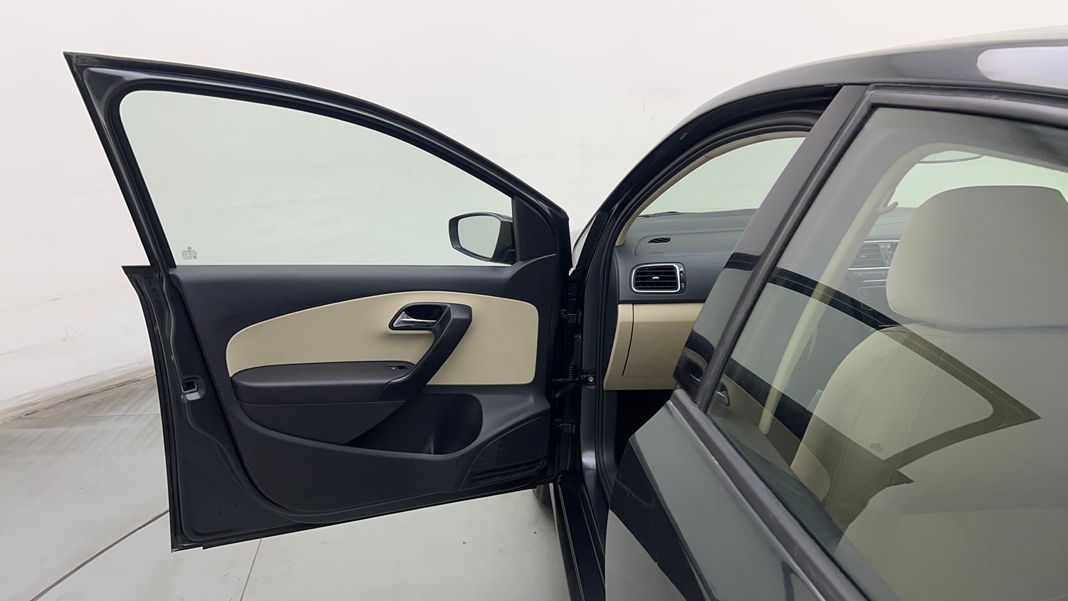 Used 2018 Skoda Rapid Style 1.6 MPI Petrol Manual interior LEFT FRONT DOOR OPEN VIEW