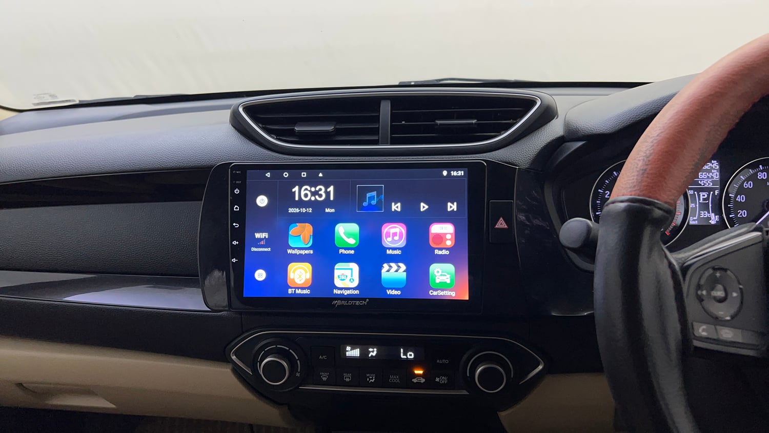 Used 2020 Honda Amaze 1.2 V CVT Petrol Petrol Automatic top_features Integrated (in-dash) music system
