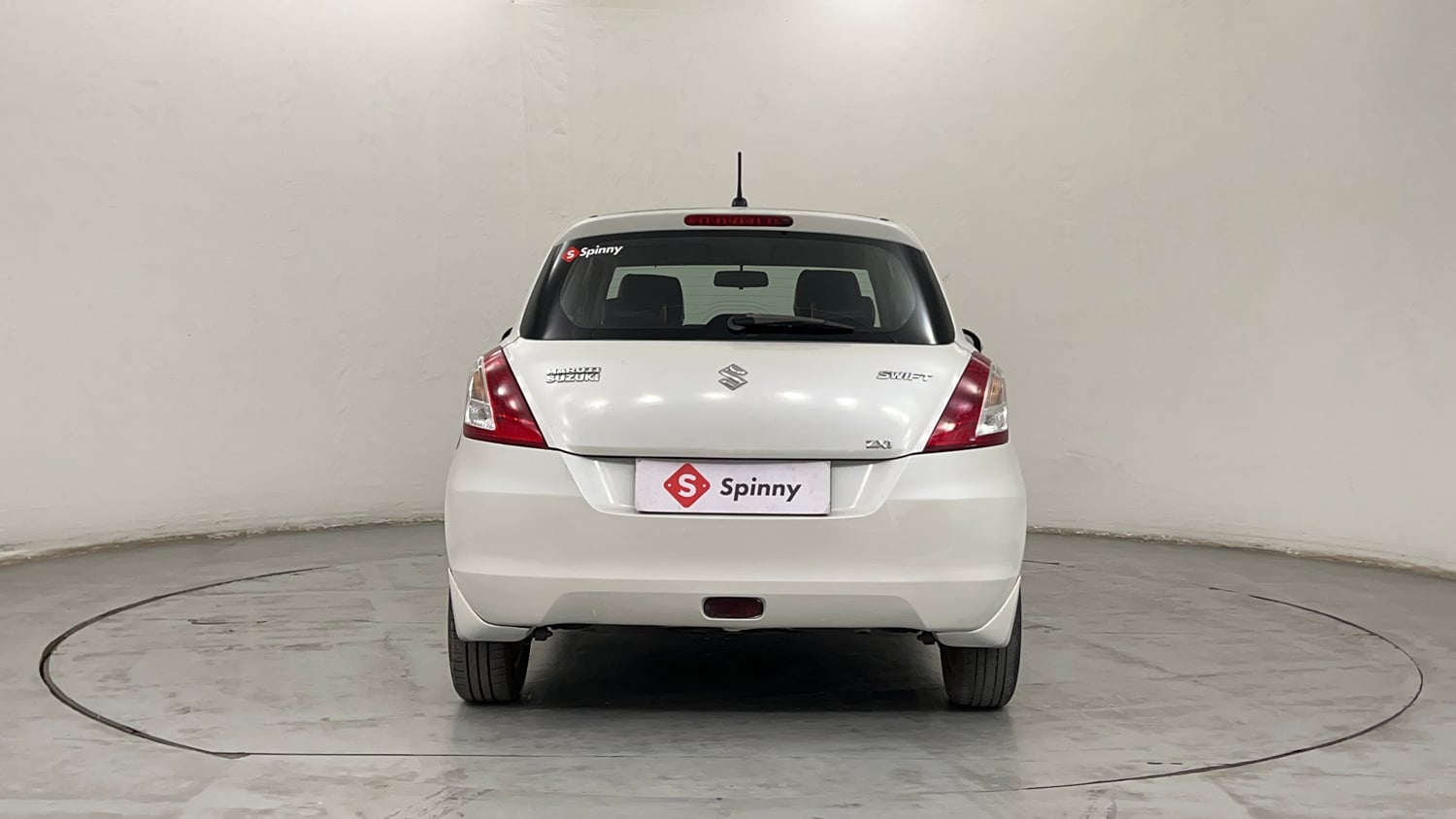 Used 2014 Maruti Suzuki Swift ZXi Petrol Manual exterior BACK VIEW