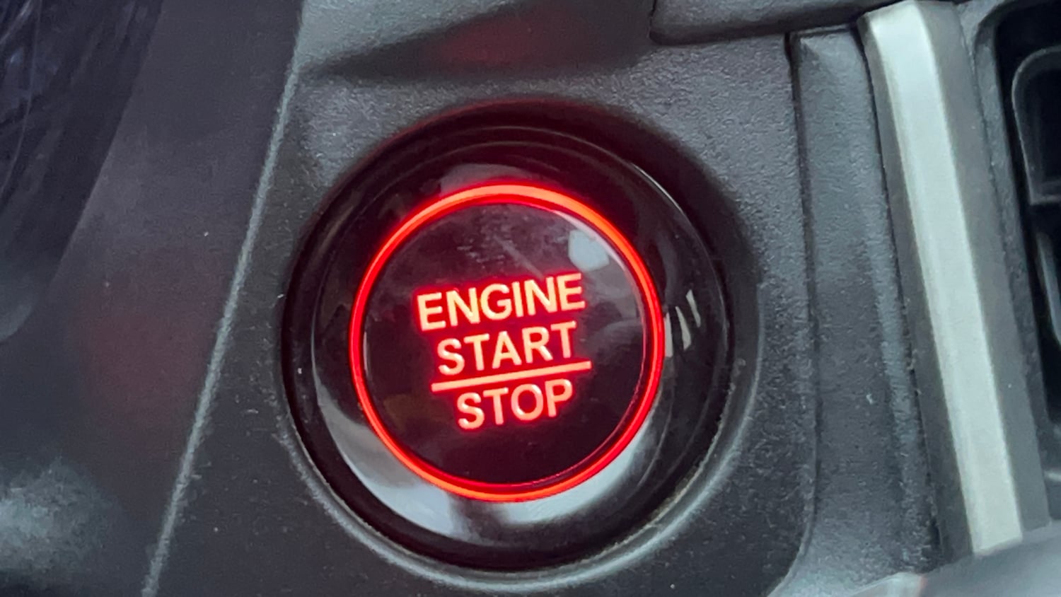 Used 2023 Honda Elevate VX MT Petrol Manual top_features Keyless start