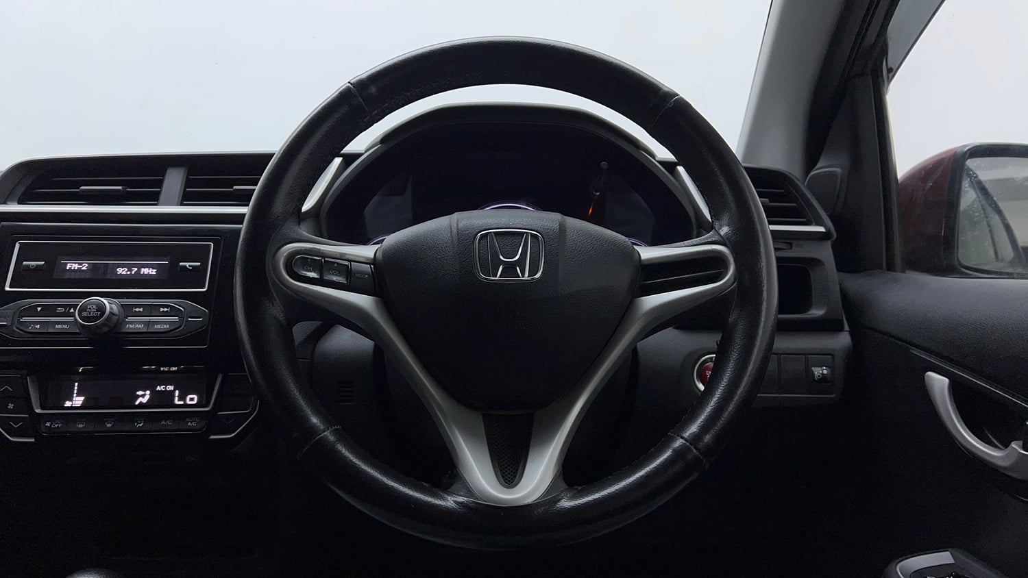 Used 2016 Honda BR-V V CVT Petrol Petrol Automatic interior STEERING VIEW