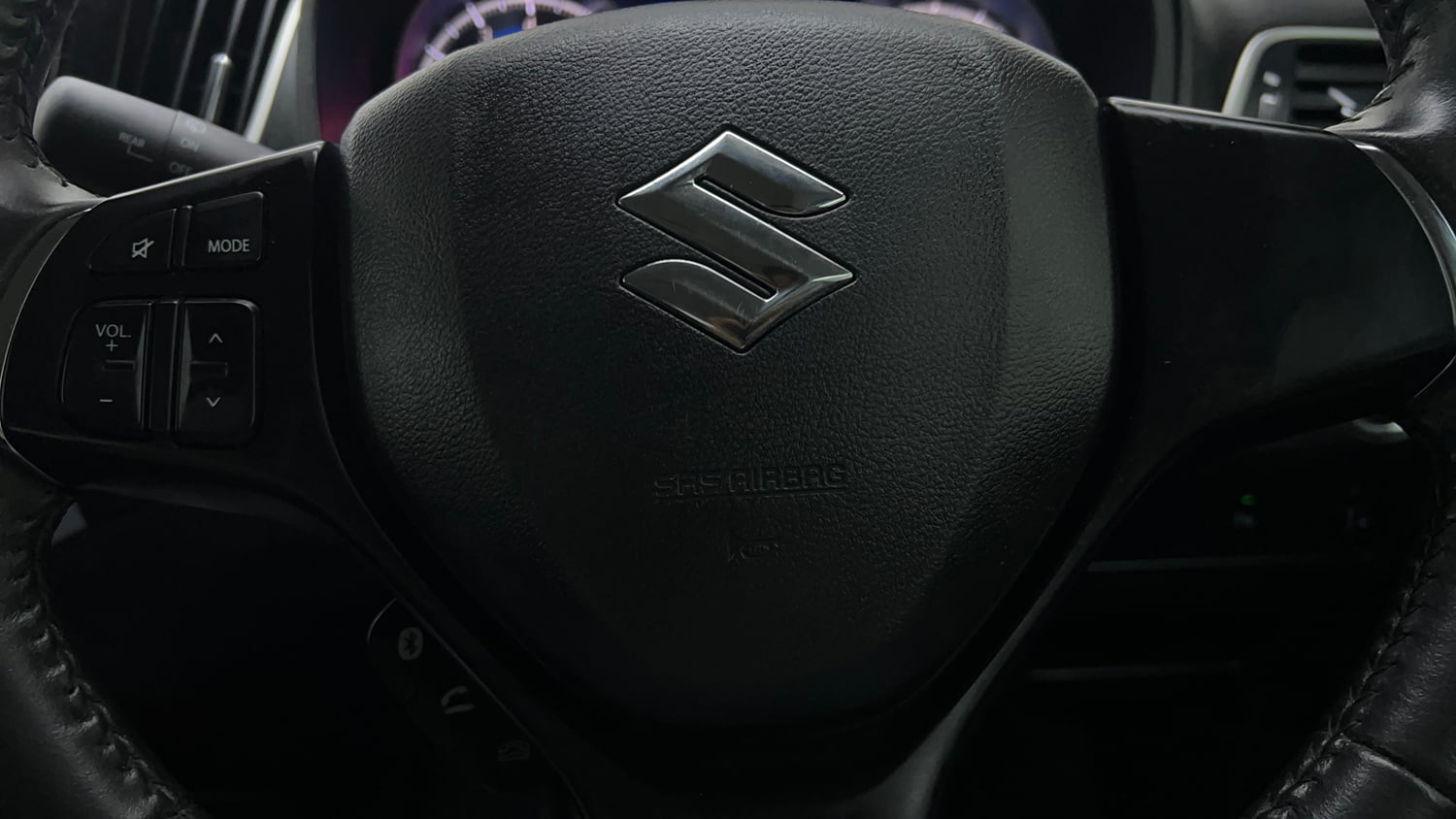Used 2018 Maruti Suzuki Baleno Zeta 1.2 AT Petrol Automatic top_features Airbags