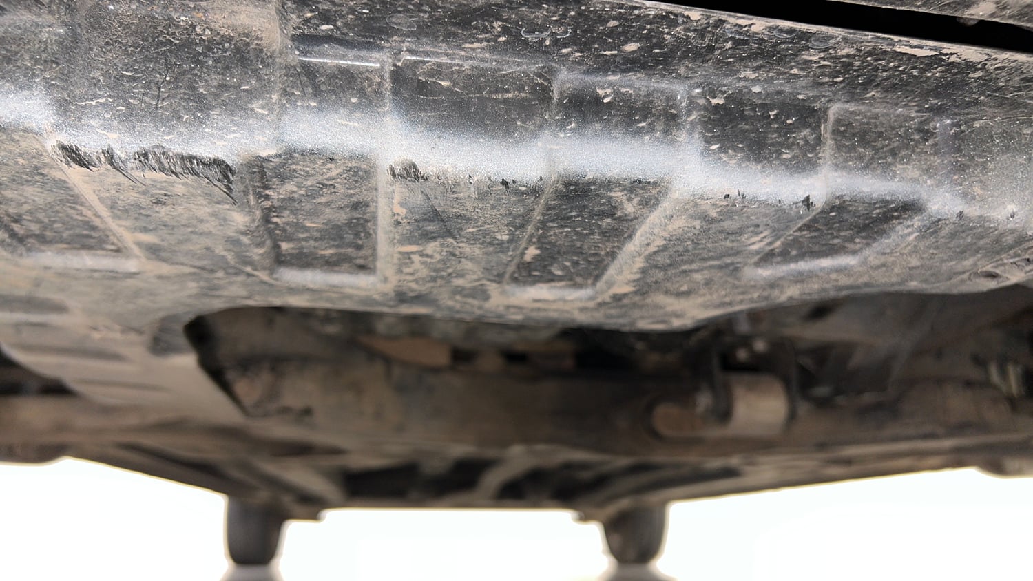 Used 2013 Hyundai i20 Asta 1.2 Petrol Manual extra FRONT LEFT UNDERBODY VIEW
