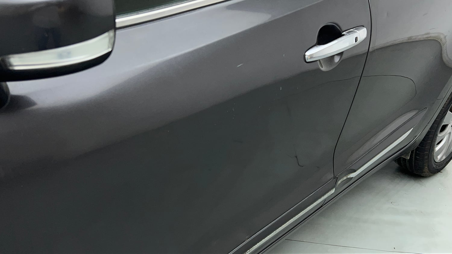 Used 2018 Maruti Suzuki Baleno Zeta 1.2 AT Petrol Automatic dents MINOR SCRATCH