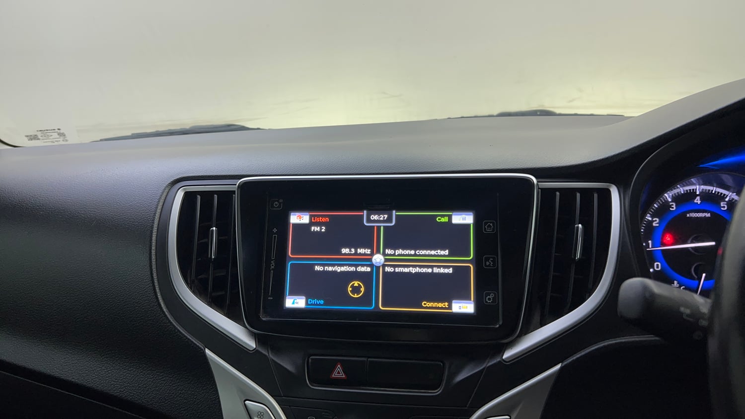 Used 2016 Maruti Suzuki Baleno Alpha 1.2 Petrol Manual top_features Integrated (in-dash) music system