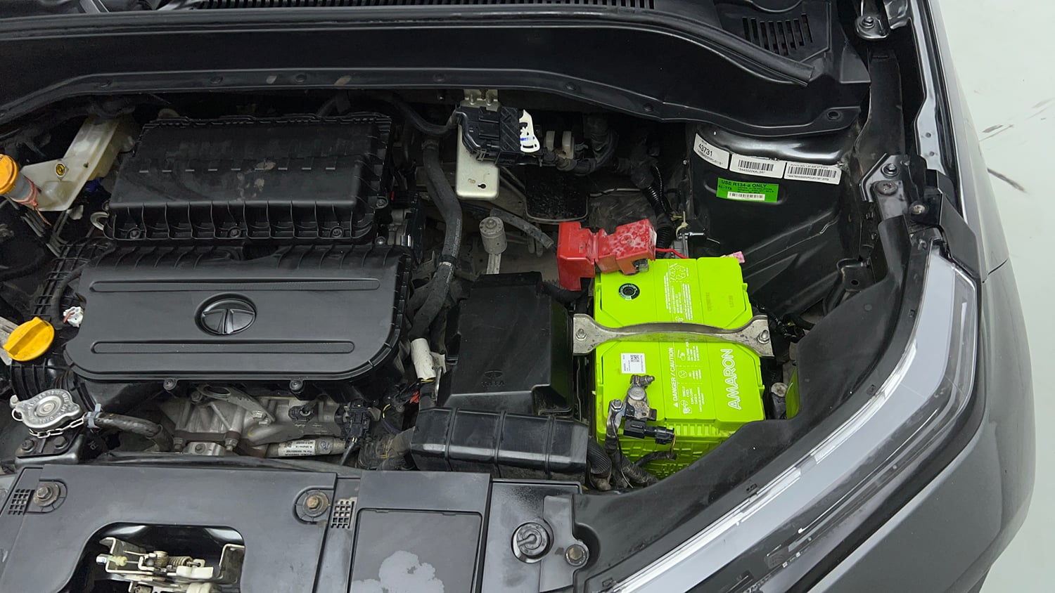 Used 2022 Tata Punch Adventure MT Petrol Manual engine ENGINE LEFT SIDE VIEW