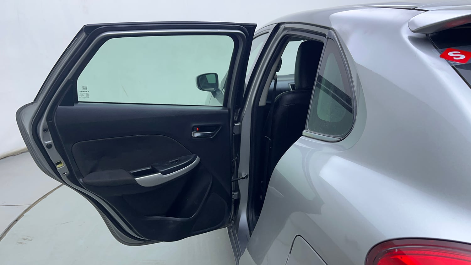 Used 2016 Maruti Suzuki Baleno Alpha 1.2 Petrol Manual interior LEFT REAR DOOR OPEN VIEW