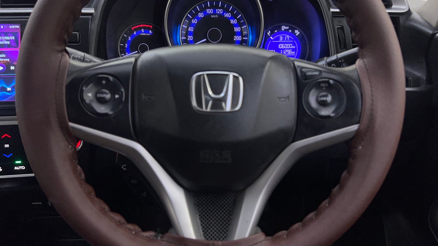 Used 2017 Honda WR-V VX MT Diesel Diesel Manual top_features Airbags
