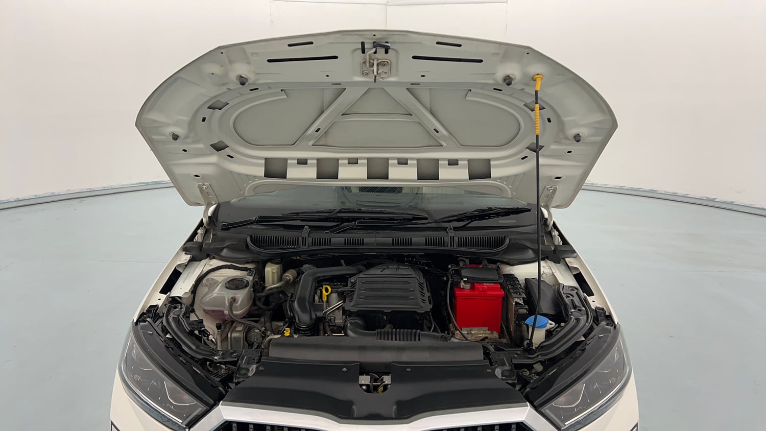 Used 2022 Skoda Slavia Style 1.0L TSI MT Petrol Manual engine ENGINE & BONNET OPEN FRONT VIEW