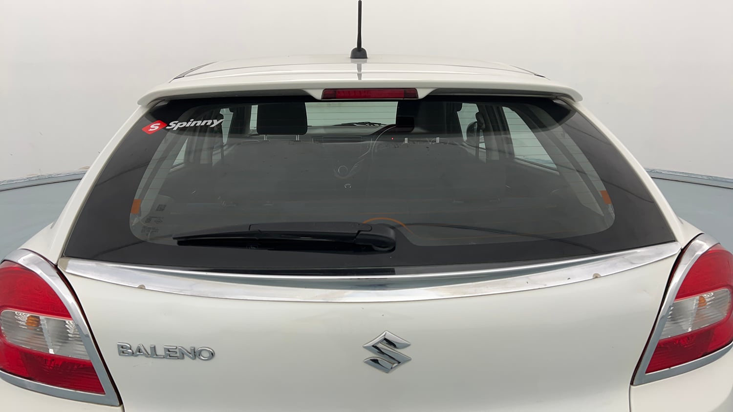 Used 2020 Maruti Suzuki Baleno Delta Petrol Manual exterior BACK WINDSHIELD VIEW