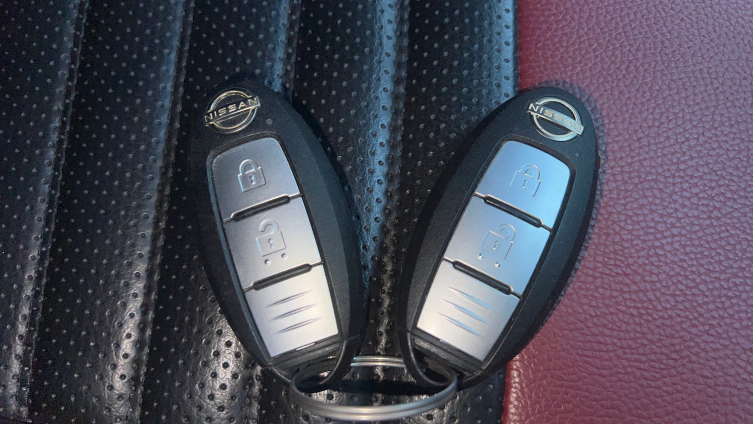 Used 2023 Nissan Magnite XV Premium Turbo CVT Dual Tone Petrol Automatic extra CAR KEY VIEW