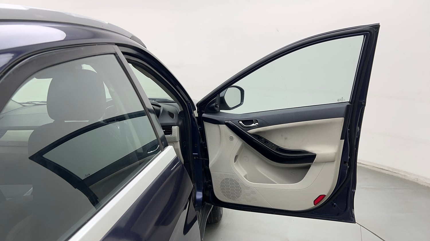 Used 2022 Tata Nexon XZ Plus (HS) Petrol Manual interior RIGHT FRONT DOOR OPEN VIEW