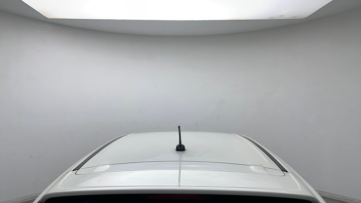 Used 2022 Maruti Suzuki Baleno Zeta Petrol Manual exterior EXTERIOR ROOF VIEW