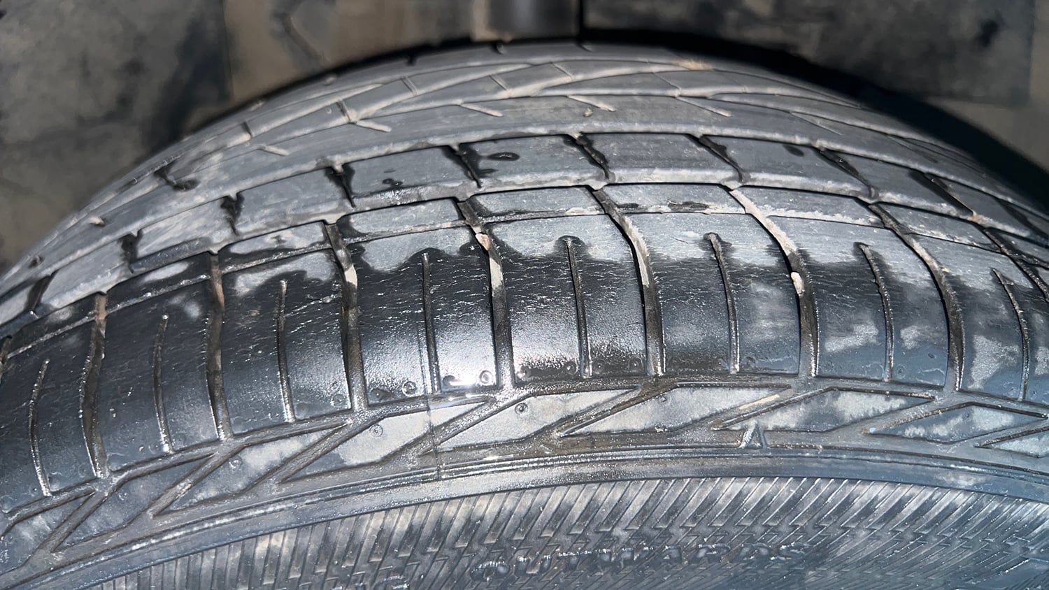 Used 2020 Tata Nexon XZ Plus (O) Petrol Manual tyres RIGHT FRONT TYRE TREAD VIEW