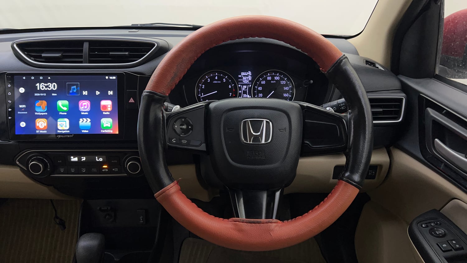 Used 2020 Honda Amaze 1.2 V CVT Petrol Petrol Automatic interior STEERING VIEW