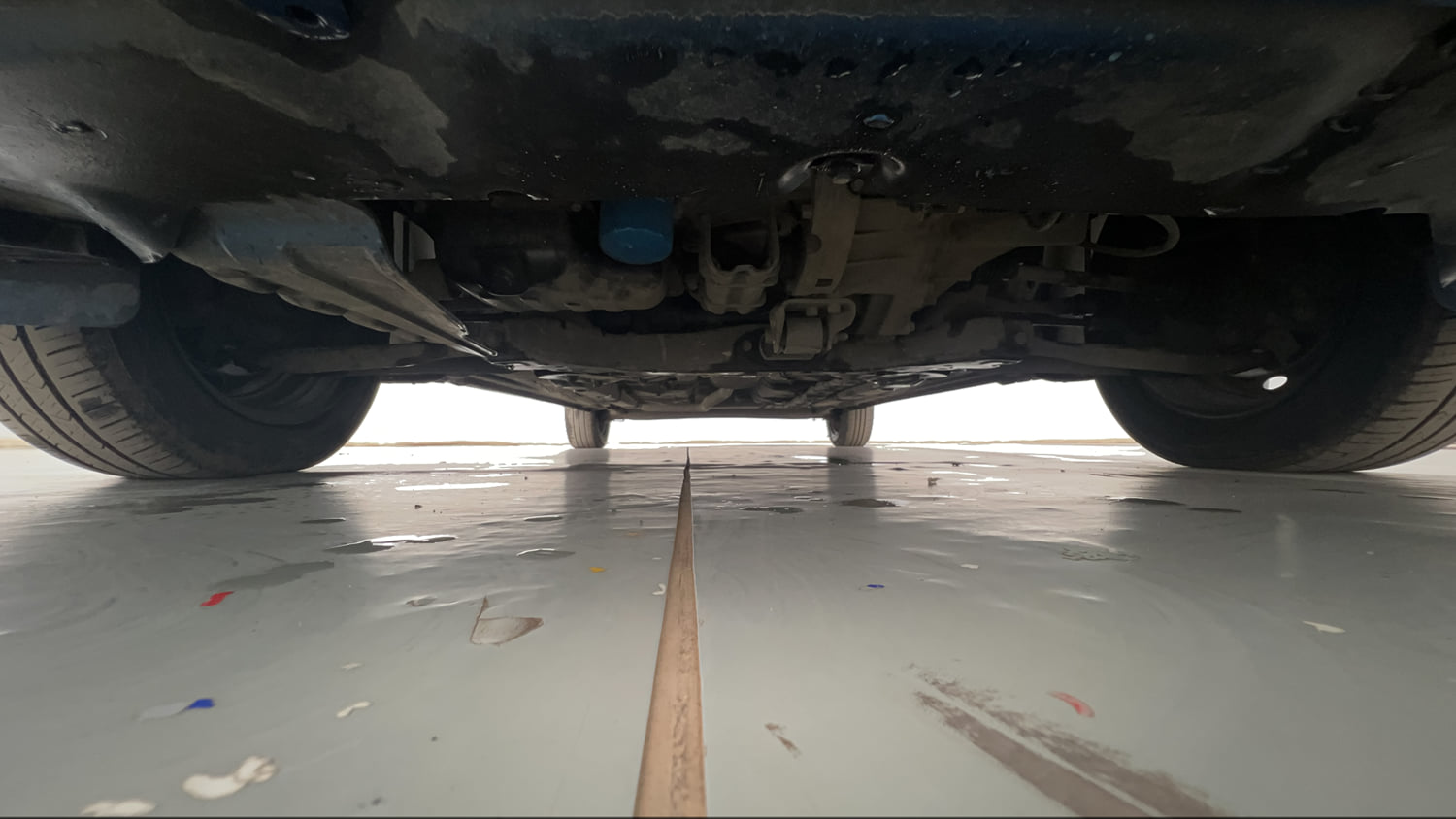 Used 2019 Hyundai Xcent S Petrol Manual extra FRONT LEFT UNDERBODY VIEW