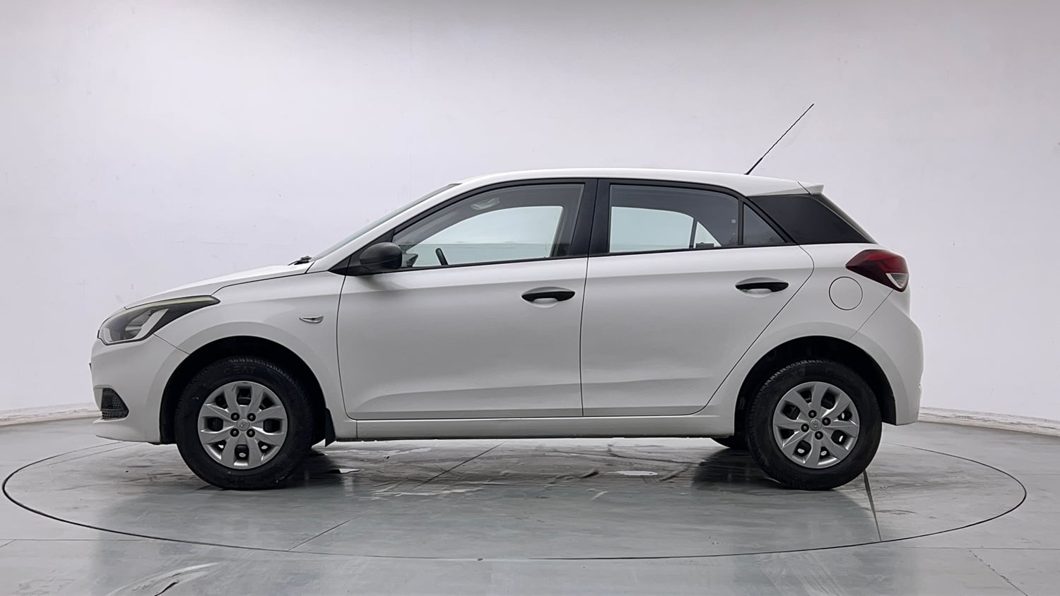 Used 2014 Hyundai Elite i20 Era 1.2 Petrol Manual exterior LEFT SIDE VIEW
