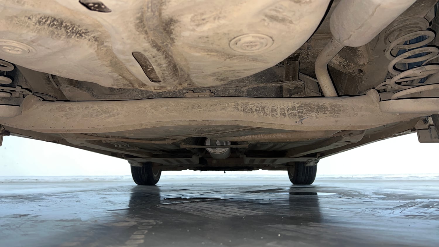 Used 2022 Maruti Suzuki Baleno Zeta Petrol Manual extra REAR UNDERBODY VIEW (TAKEN FROM REAR)