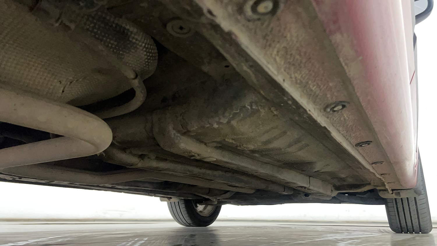 Used 2015 Hyundai Elite i20 Asta 1.2 Petrol Manual extra REAR RIGHT UNDERBODY VIEW