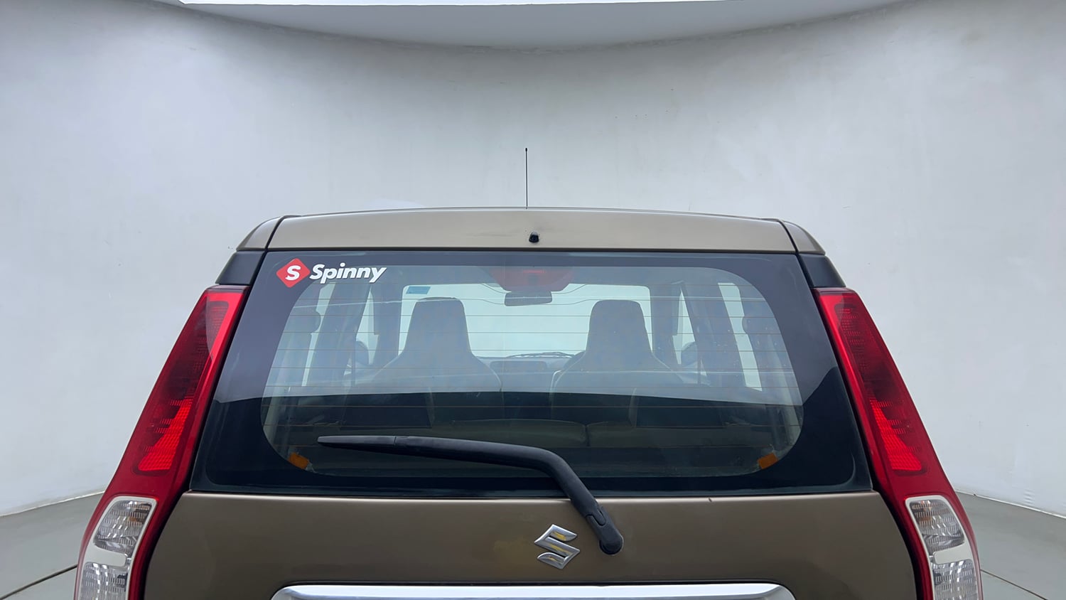 Used 2019 Maruti Suzuki Wagon R ZXi 1.2 Petrol Manual exterior BACK WINDSHIELD VIEW