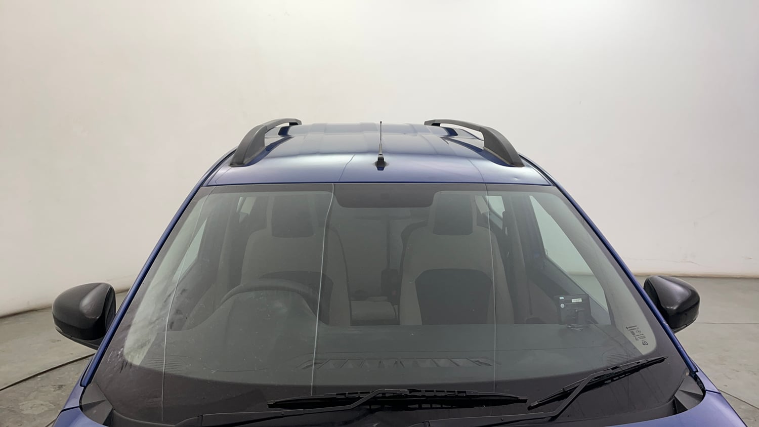 Used 2023 Renault Triber RXT Petrol Manual exterior FRONT WINDSHIELD VIEW