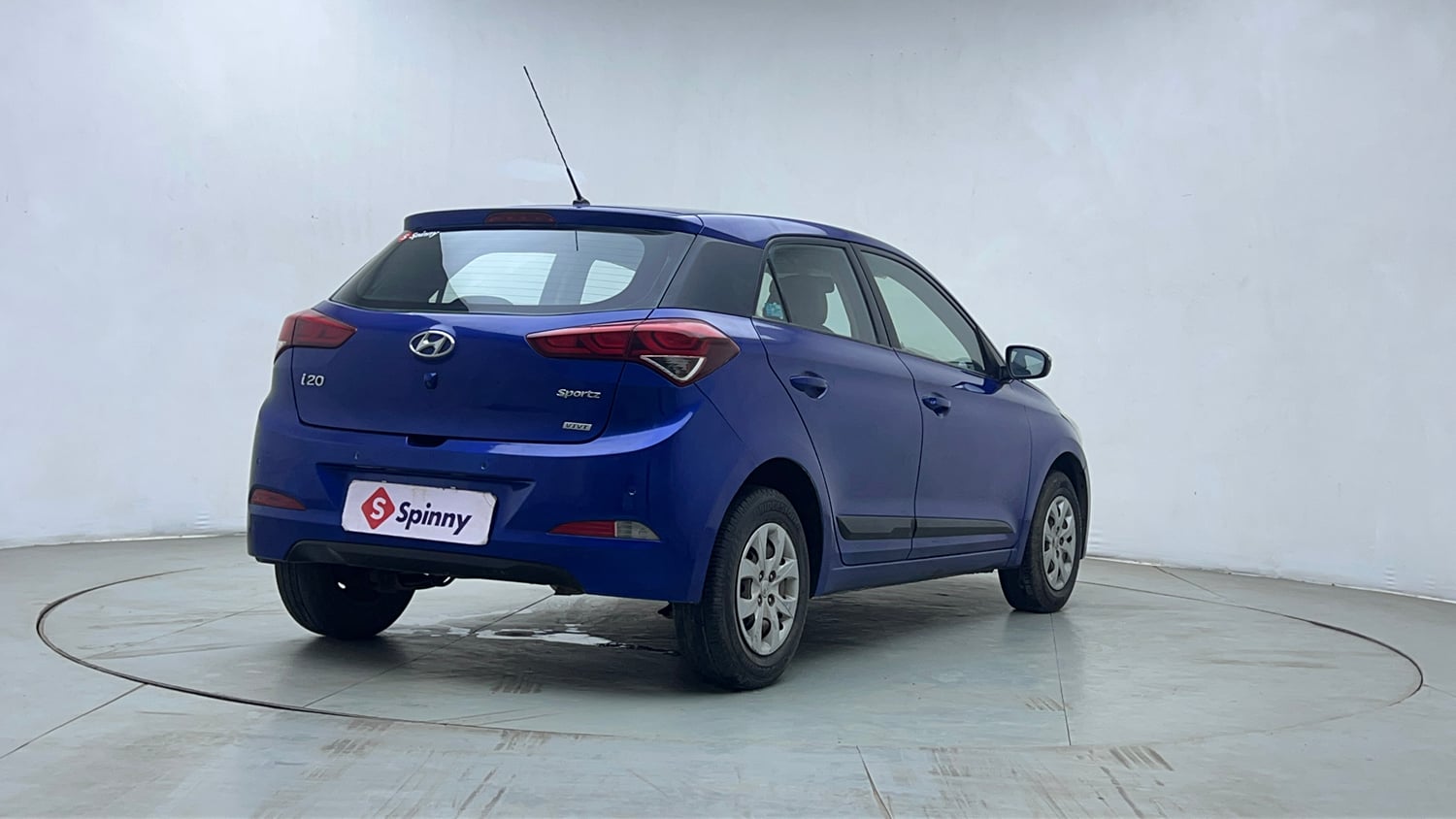 Used 2015 Hyundai Elite i20 Sportz 1.2 Petrol Manual exterior RIGHT REAR CORNER VIEW