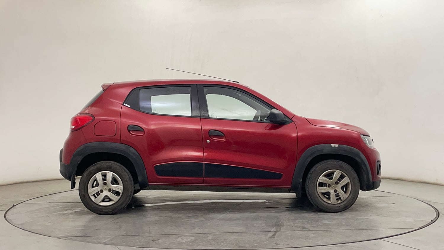 Used 2018 Renault Kwid RXT Petrol Manual exterior RIGHT SIDE VIEW