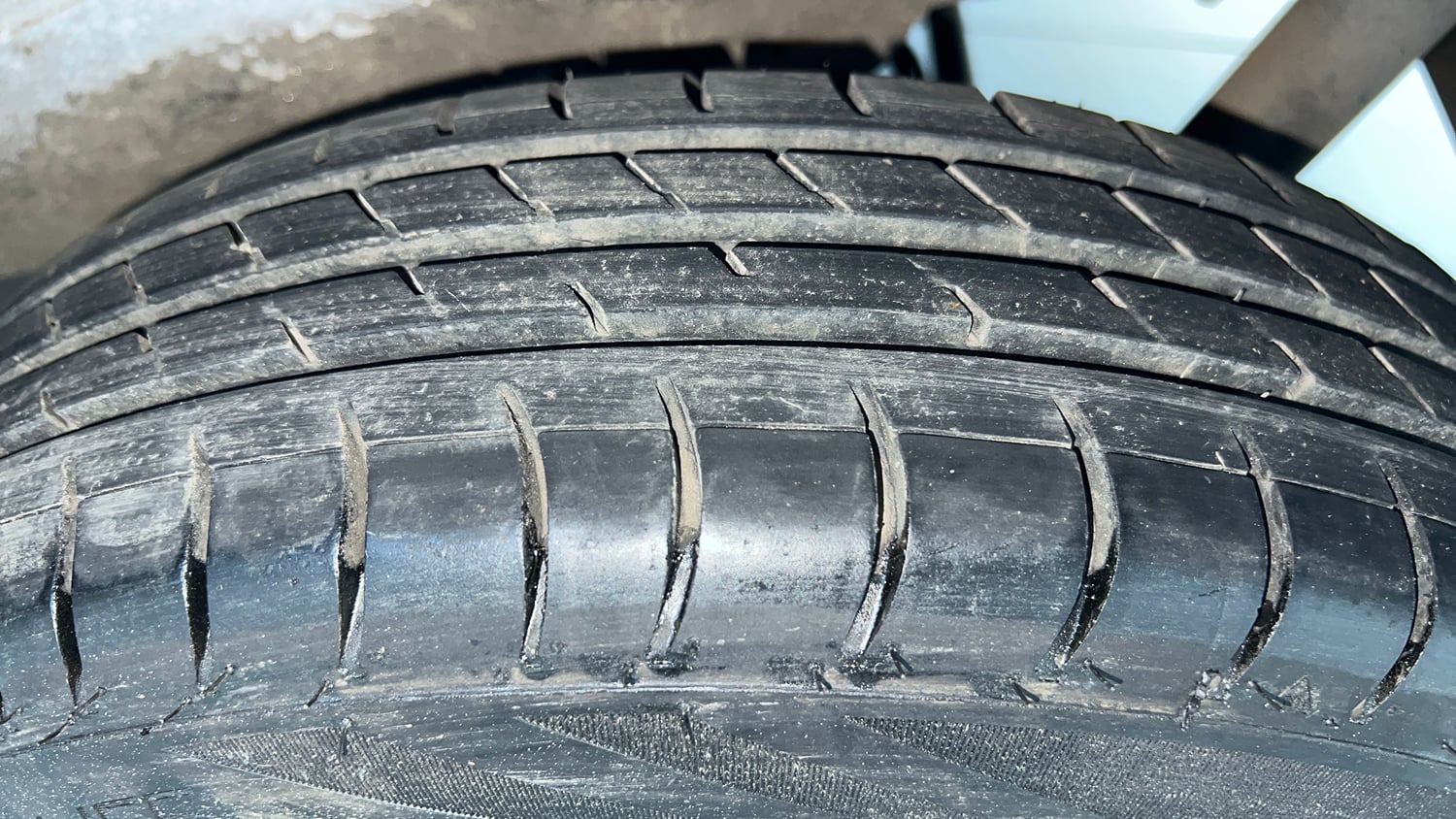 Used 2016 Maruti Suzuki Wagon R LXI Petrol Manual tyres LEFT REAR TYRE TREAD VIEW