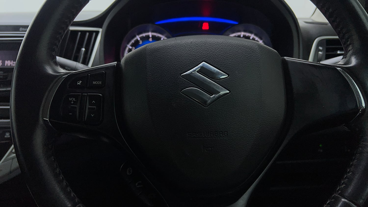Used 2018 Maruti Suzuki Baleno Zeta 1.2 AT Petrol Automatic top_features Airbags