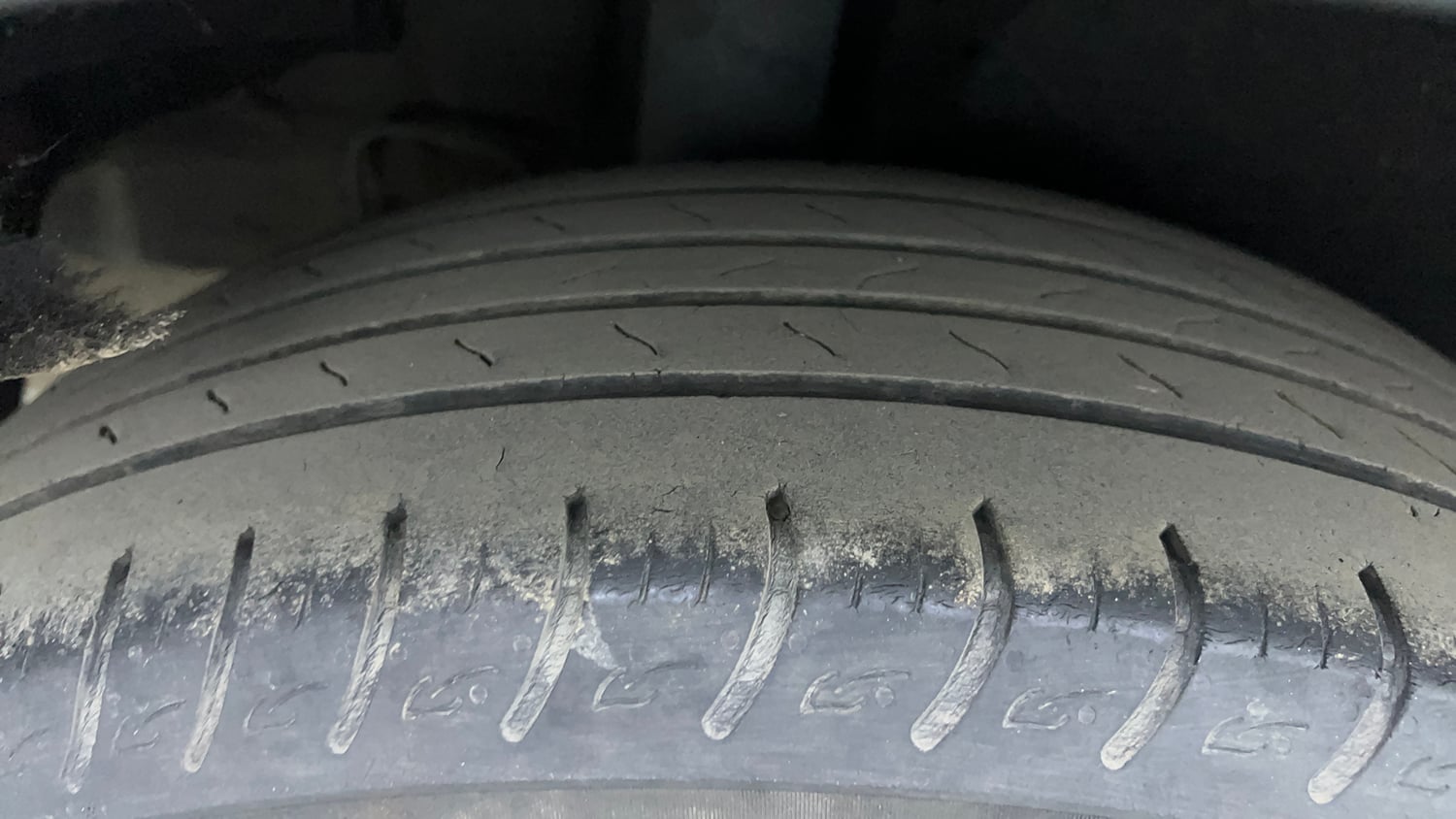 Used 2023 Kia Carens Prestige Plus 1.4 Petrol MT 7 STR Petrol Manual tyres RIGHT REAR TYRE TREAD VIEW