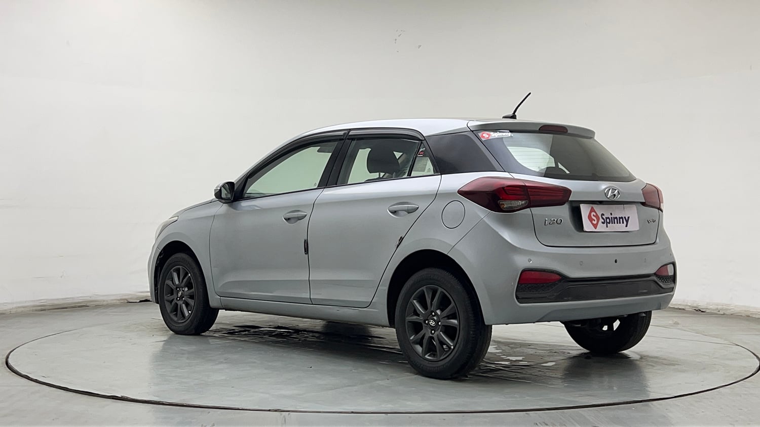 Used 2019 Hyundai Elite i20 Sportz Plus 1.2 Petrol Manual exterior LEFT REAR CORNER VIEW