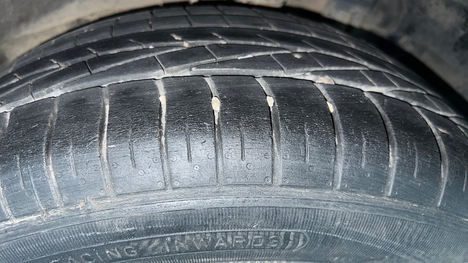 Used 2022 Tata Nexon XZ Plus (HS) Petrol Manual tyres LEFT REAR TYRE TREAD VIEW