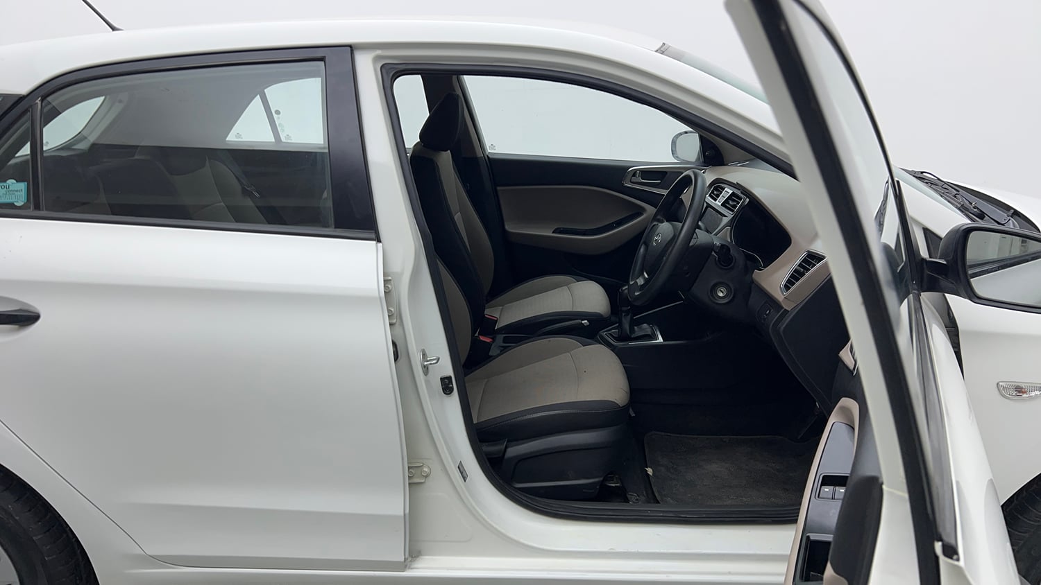 Used 2014 Hyundai Elite i20 Era 1.2 Petrol Manual interior RIGHT SIDE FRONT DOOR CABIN VIEW
