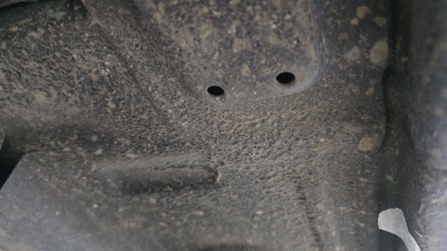 Used 2017 Maruti Suzuki Wagon R VXI Petrol Manual extra REAR RIGHT UNDERBODY VIEW