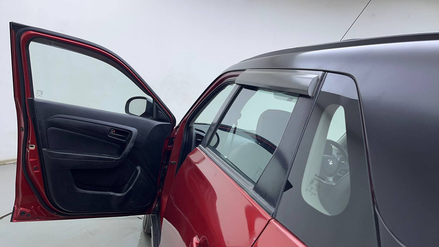 Used 2019 maruti-suzuki Vitara Brezza VDi AGS Diesel Automatic interior LEFT FRONT DOOR OPEN VIEW